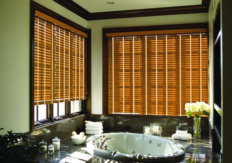 Honolulu bathroom blinds